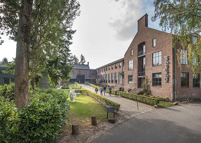 Familieopstellingen | Systemisch werken | Simone Rayer